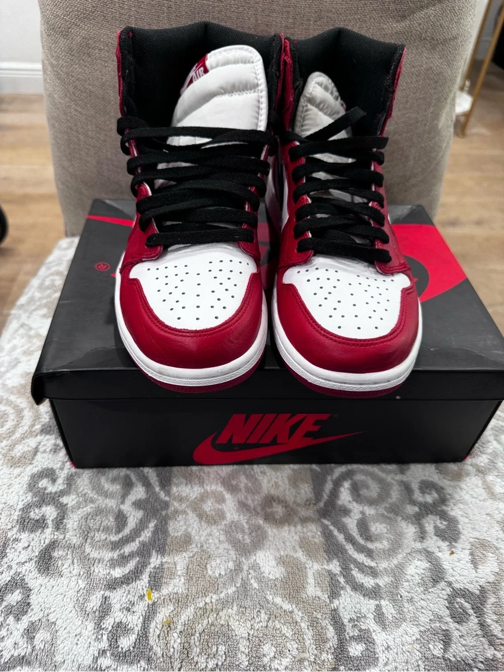 Air Jordan 1 Retro Chicago 2015